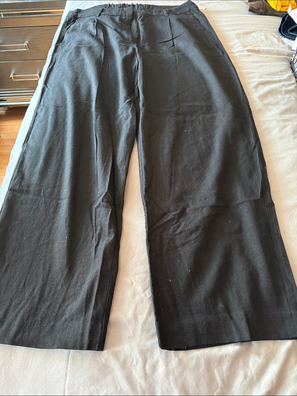 Old Navy Black woman’s Dress Pants - Straight Leg